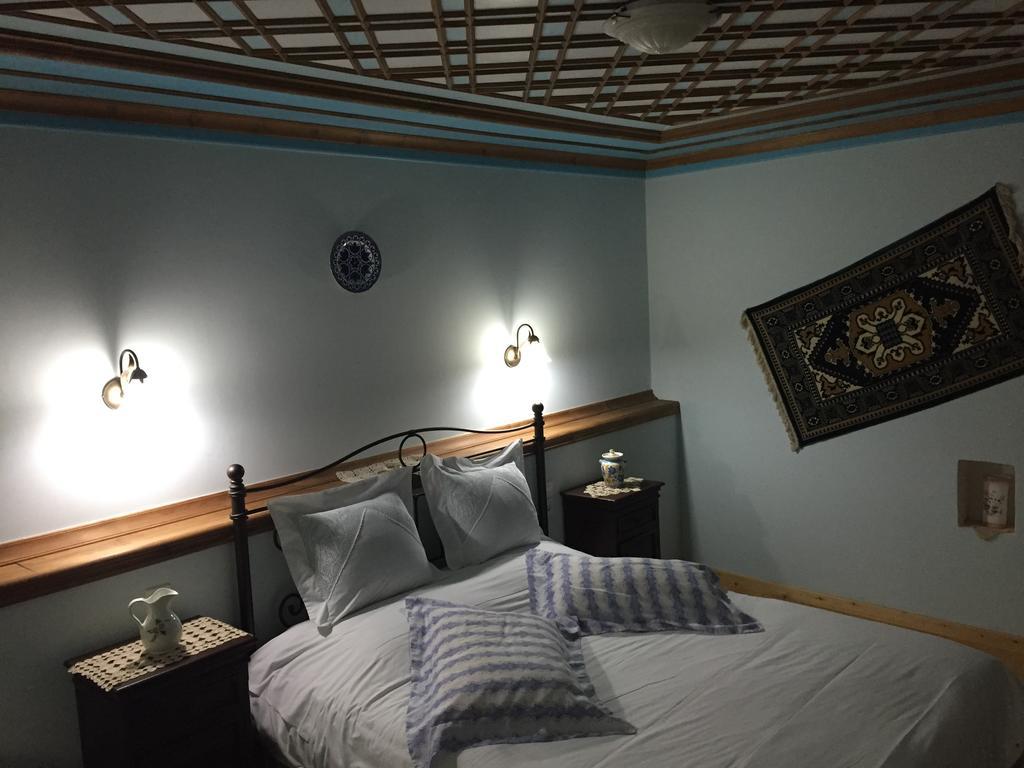 Elafotopos Hotel エクステリア 写真