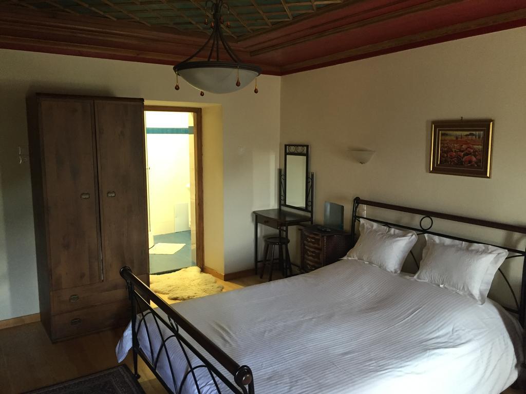 Elafotopos Hotel エクステリア 写真
